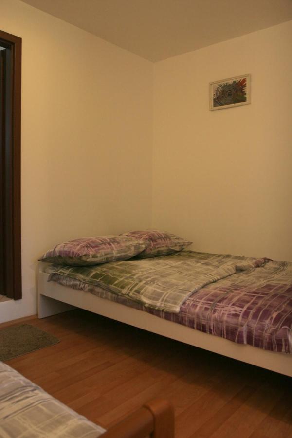 Studio Apartman Maria Cavle Exterior photo